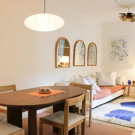 شقة Spacious Cocoon On Wooded Courtyard نويي سور سين